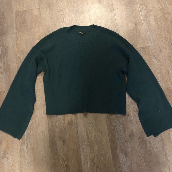 Green Dynamite Blouse 💚💚 - Picture 2 of 3